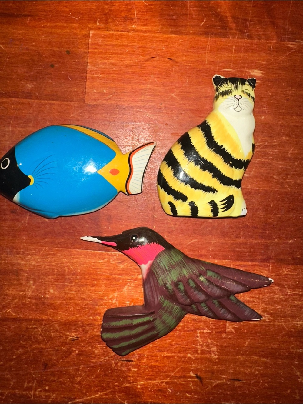 Vintage 1994 wooden refrigerator magnets bundle fish tabby cat hummingbird